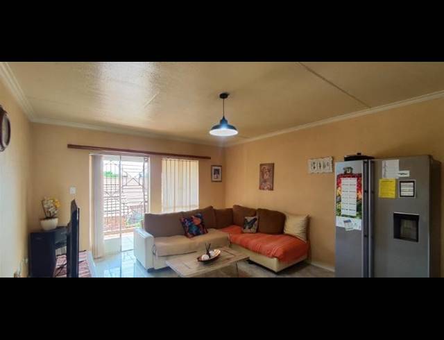 3 BEDROOM APARTMENT FOR SALE IN RANDHART